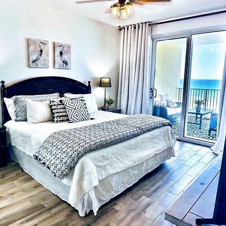 Barefoot Bliss - Beachfront Condo - Sleeps 12 파나마 시티 외부 사진
