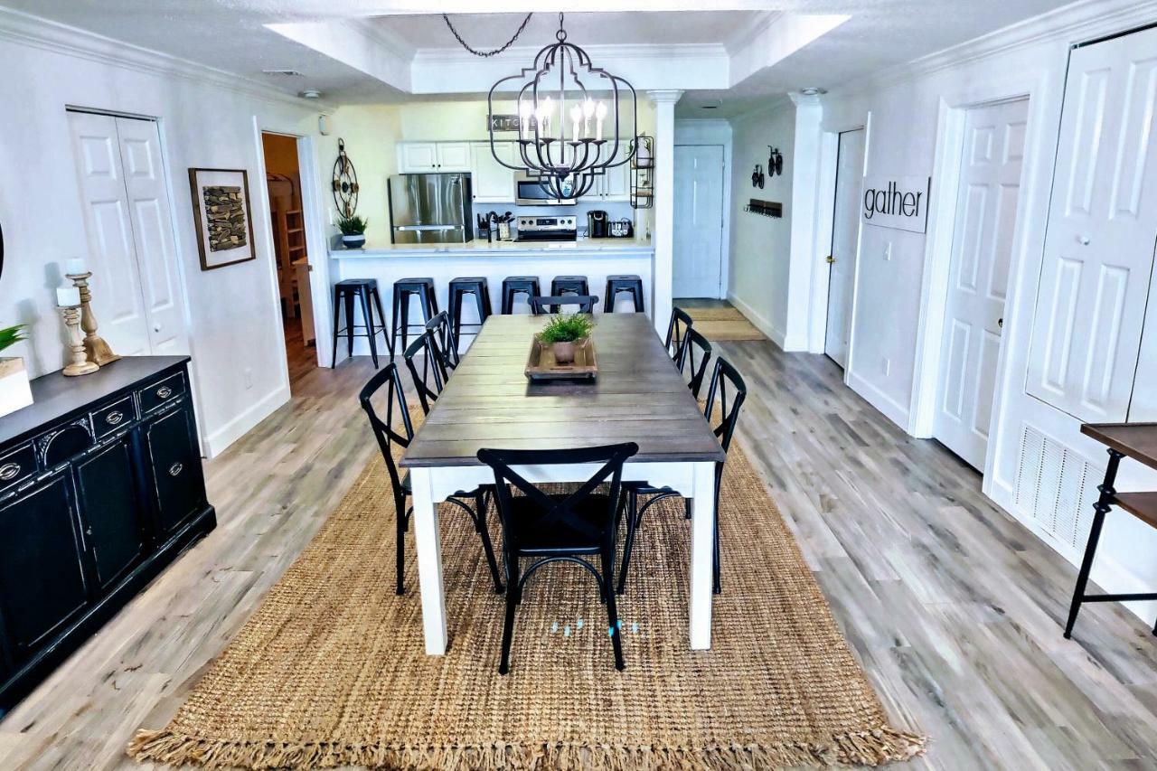 Barefoot Bliss - Beachfront Condo - Sleeps 12 파나마 시티 외부 사진