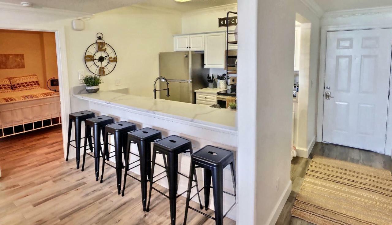 Barefoot Bliss - Beachfront Condo - Sleeps 12 파나마 시티 외부 사진